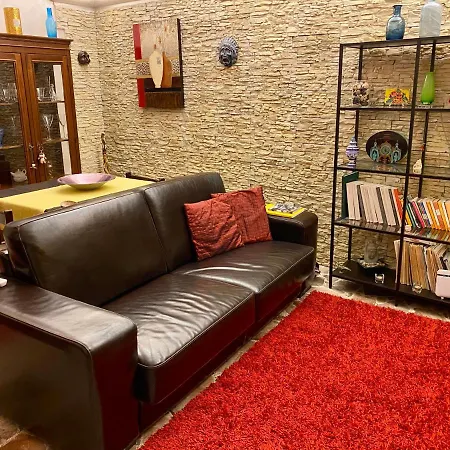 Nocleg ze śniadaniem Pummarella 3*